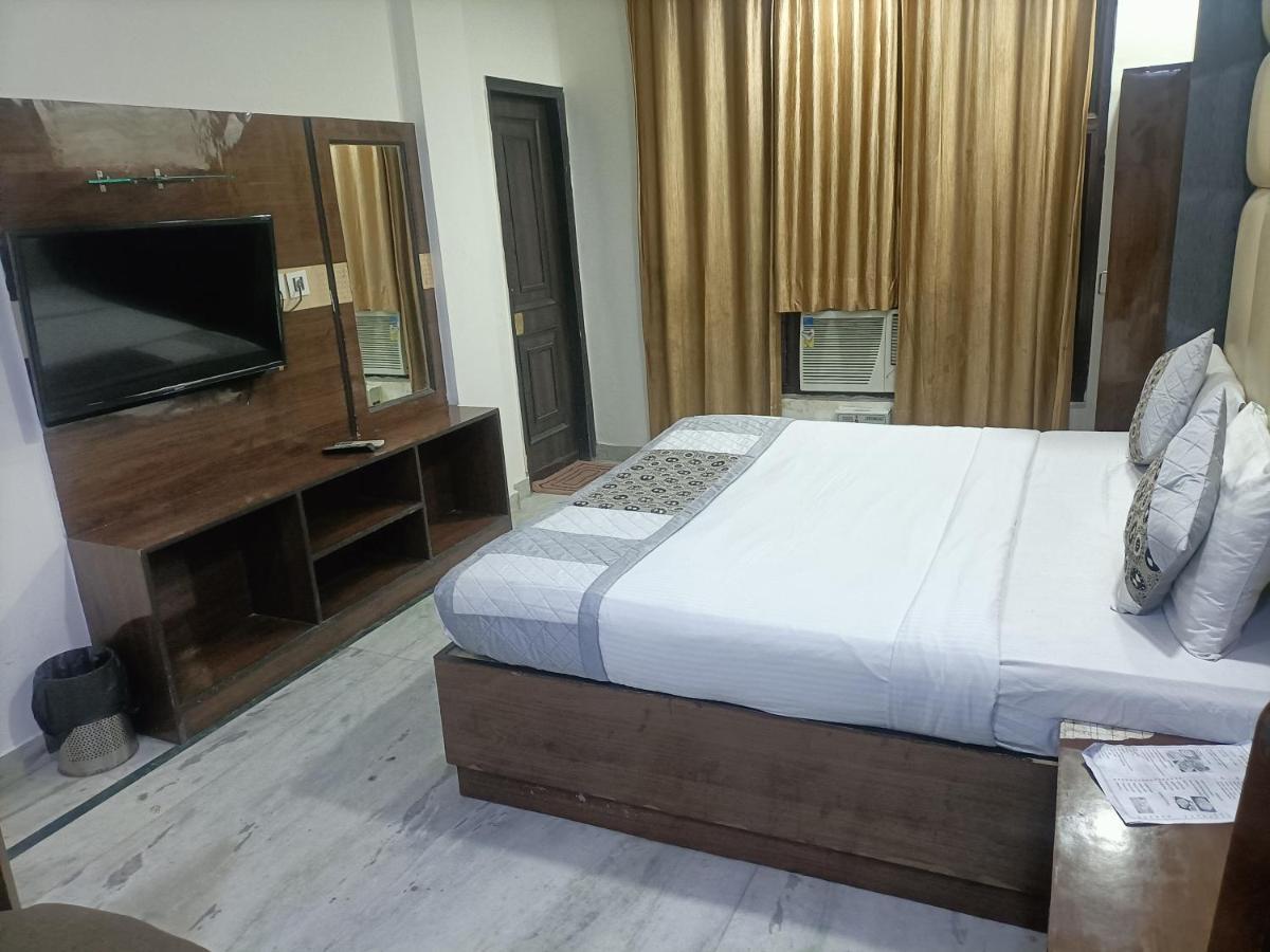 Hotel Le Mount Near Igi Airport New Delhi Exteriör bild