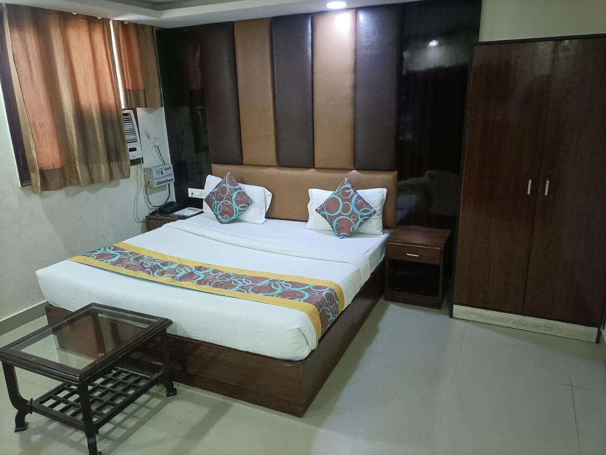Hotel Le Mount Near Igi Airport New Delhi Exteriör bild