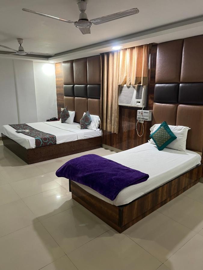 Hotel Le Mount Near Igi Airport New Delhi Exteriör bild