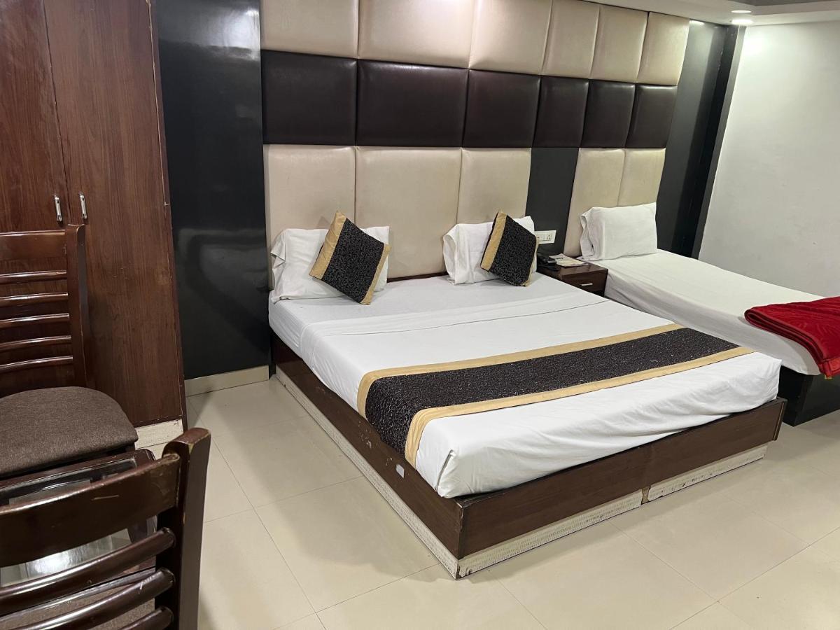 Hotel Le Mount Near Igi Airport New Delhi Exteriör bild